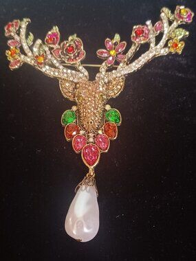 Reindeer Full of Bling for the Holidays!